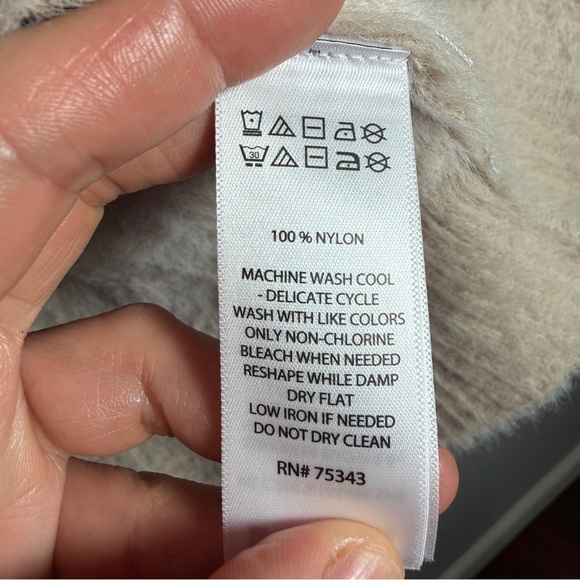 Bailey 44 Cozy Beige Heart Print Fuzzy Cardigan Soft Knit Sweater Cottagecore SM - Picture 5 of 10